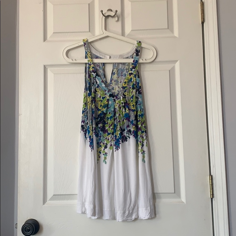 American Eagle Floral Sleeveless Shirt XL